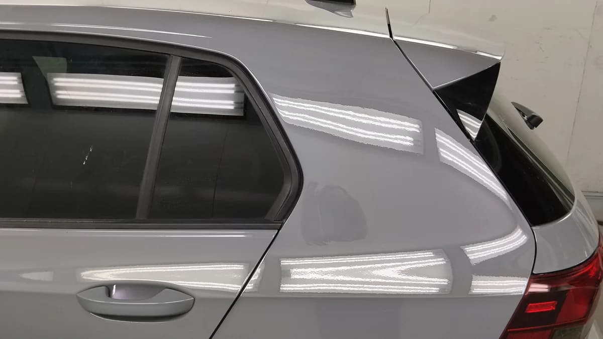 Volkswagen Golf MK8 - Ремонт Вмятины и Покраска